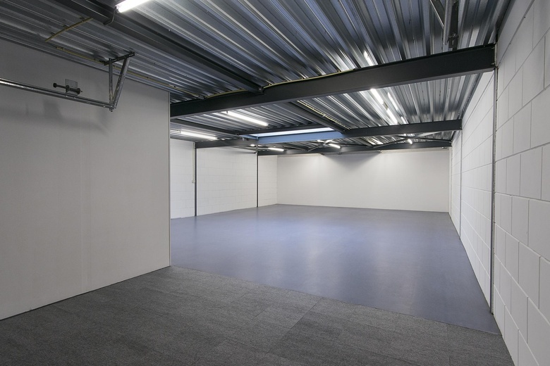 BedrijfsruimteaanDiamantlaan 75<br/> inHoofddorp BedrijfsruimteaanDiamantlaan 75<br/> inHoofddorp