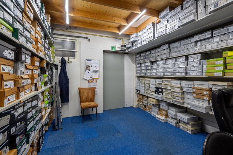 WinkelruimteaanLangestraat 251<br/> in's-Gravenzande WinkelruimteaanLangestraat 251<br/> in's-Gravenzande