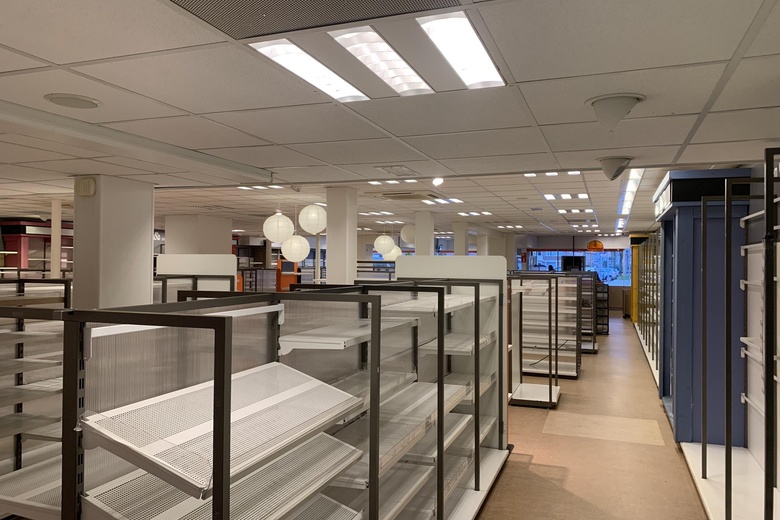 WinkelruimteaanRaadhuisplein 25 - 27<br/> inRozenburg