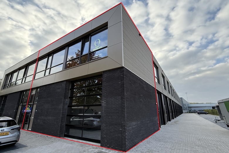 Bekijk foto 1 van John F. Kennedylaan 40