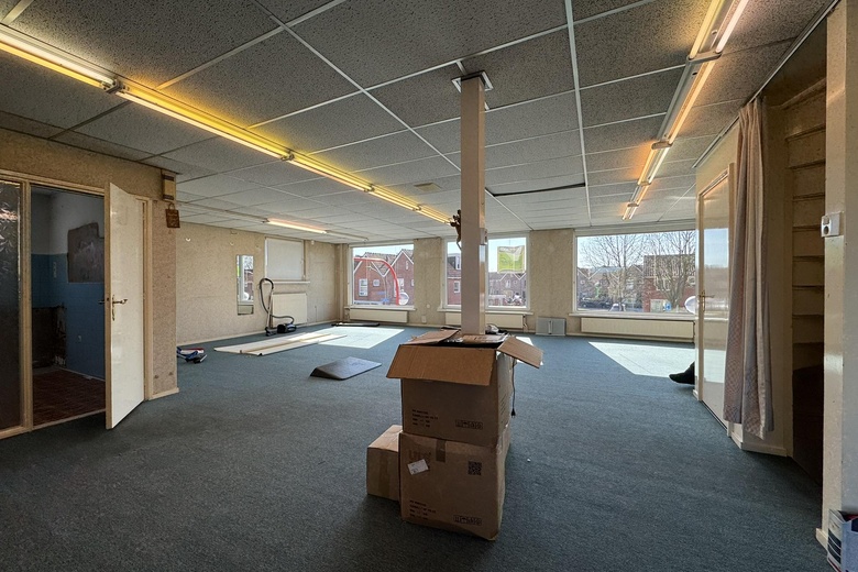 WinkelruimteaanBurgemeester van Baarstraat 34<br/> inVolendam WinkelruimteaanBurgemeester van Baarstraat 34<br/> inVolendam
