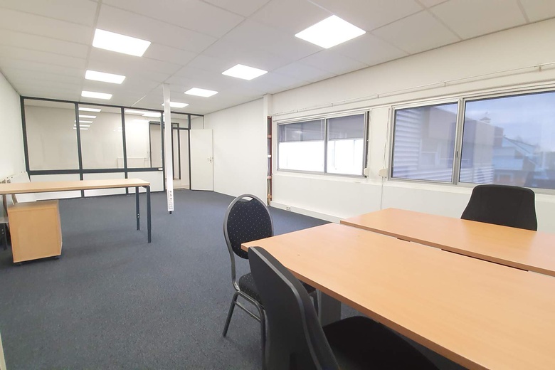 KantoorruimteaanHofkesweg 4<br/> inRosmalen KantoorruimteaanHofkesweg 4<br/> inRosmalen