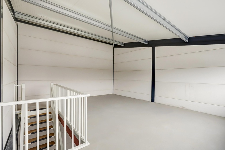 BedrijfsruimteaanDirk Verheulweg 2 F 3<br/> inWaddinxveen