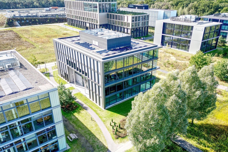 Bekijk foto 1 van High Tech Campus 85 Bekijk foto 1 van High Tech Campus 85
