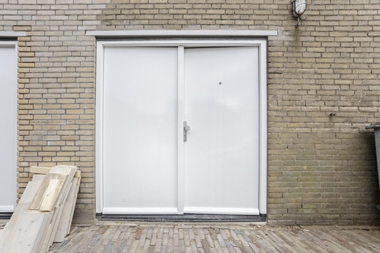 WinkelruimteaanHagelingerweg 55<br/> inSantpoort-Noord WinkelruimteaanHagelingerweg 55<br/> inSantpoort-Noord