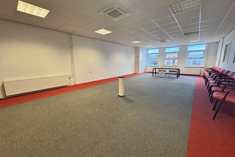 BedrijfsruimteaanDieselweg 36<br/> inBunschoten