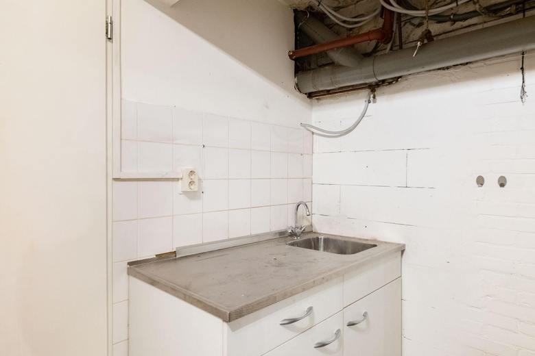 WinkelruimteaanFransenstraat 21<br/> inVlaardingen