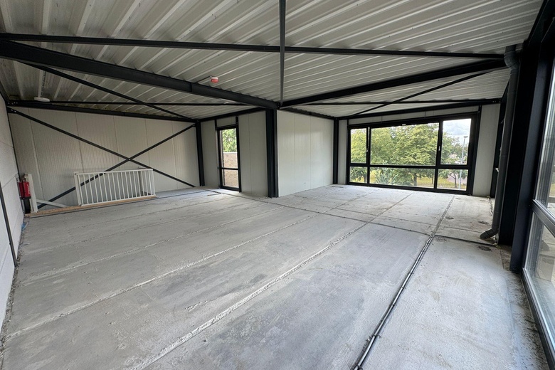 BedrijfsruimteaanHedikhuizerweg 15 A 1<br/> inDen Bosch