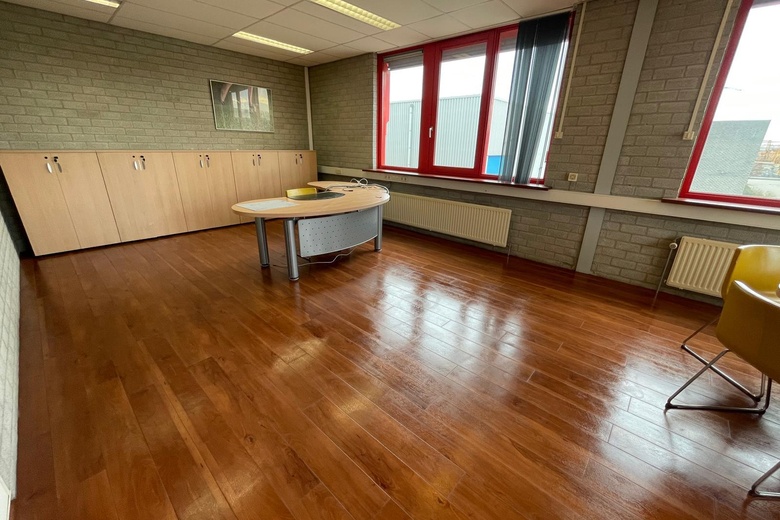 BedrijfsruimteaanLage Maat 13<br/> inWijk bij Duurstede