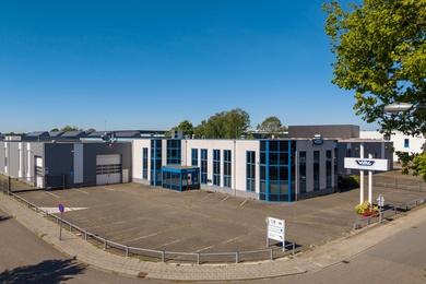 Bekijk foto 2 van Huiskensstraat 49