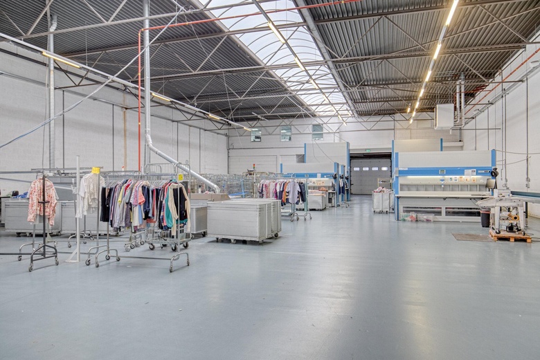 BedrijfsruimteaanIndustrieweg 10<br/> inAlphen aan den Rijn BedrijfsruimteaanIndustrieweg 10<br/> inAlphen aan den Rijn