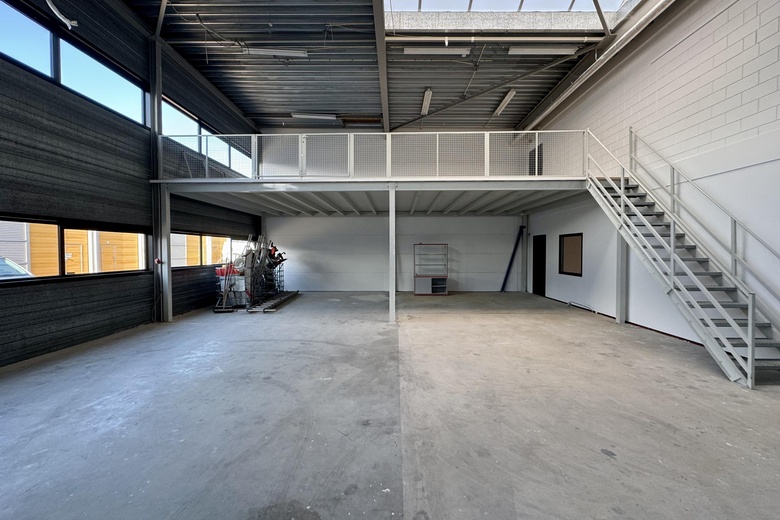 BedrijfsruimteaanHet Tasveld 7<br/> inHendrik-Ido-Ambacht