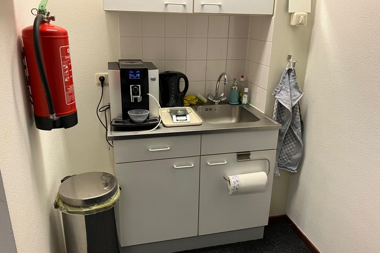 BedrijfsruimteaanPalmpolstraat 52<br/> inAlmere BedrijfsruimteaanPalmpolstraat 52<br/> inAlmere