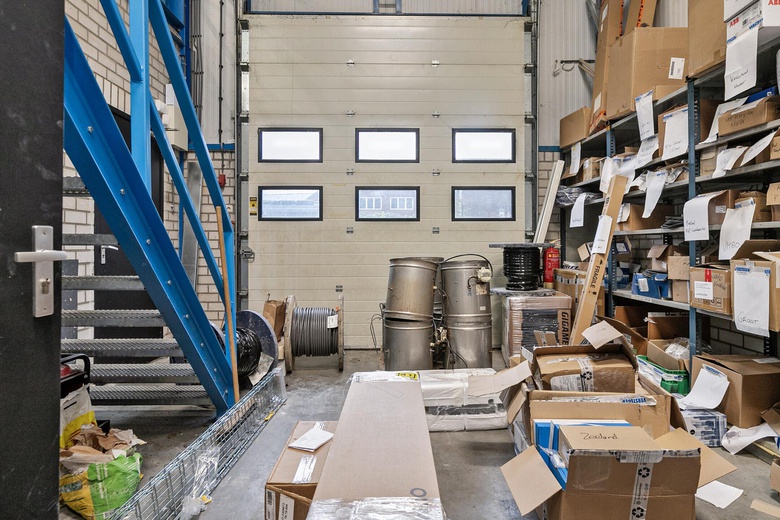 BedrijfsruimteaanKerkstraat 11<br/> inVorstenbosch BedrijfsruimteaanKerkstraat 11<br/> inVorstenbosch