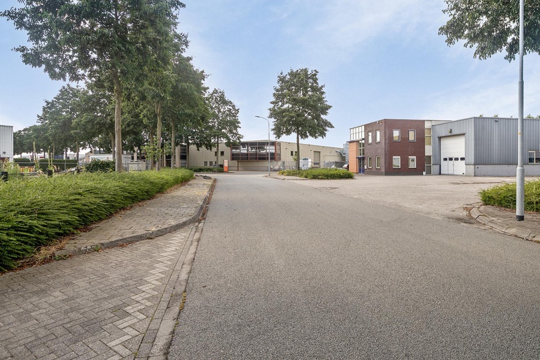 BedrijfsruimteaanVan Leeuwenhoekstraat 32<br/> inHarderwijk BedrijfsruimteaanVan Leeuwenhoekstraat 32<br/> inHarderwijk
