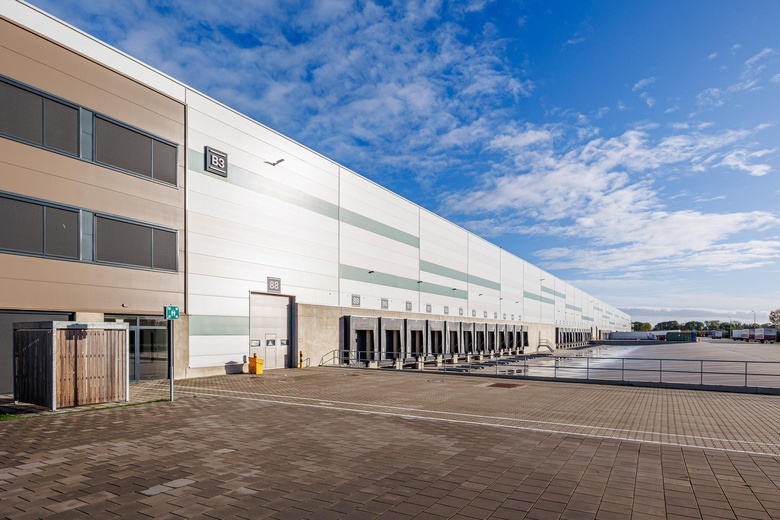 Bekijk foto 1 van Rietgraaf 10 - 12