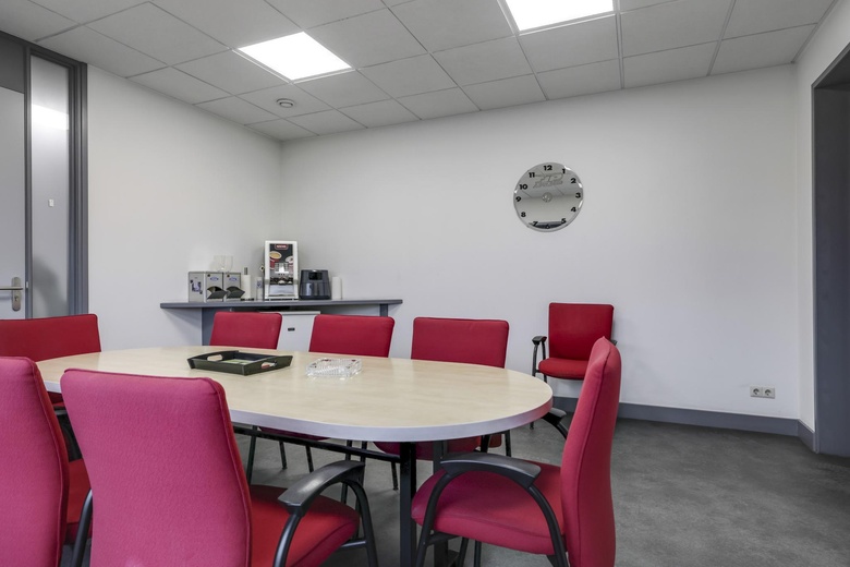 BedrijfsruimteaanWinkelsweg 2 C<br/> inHengelo BedrijfsruimteaanWinkelsweg 2 C<br/> inHengelo