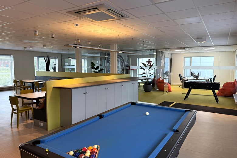 KantoorruimteaanZwolseweg 17 - 21<br/> inBarendrecht KantoorruimteaanZwolseweg 17 - 21<br/> inBarendrecht