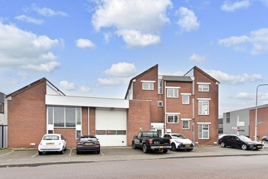 Bekijk foto 2 van Industriestraat 23 Bekijk foto 2 van Industriestraat 23