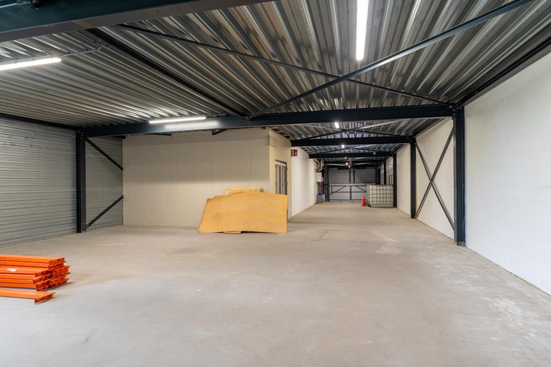 BedrijfsruimteaanNijverheidstraat 4<br/> inWijk en Aalburg