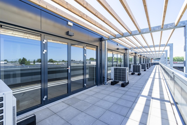 BedrijfsruimteaanHogeweyselaan 215 C<br/> inWeesp