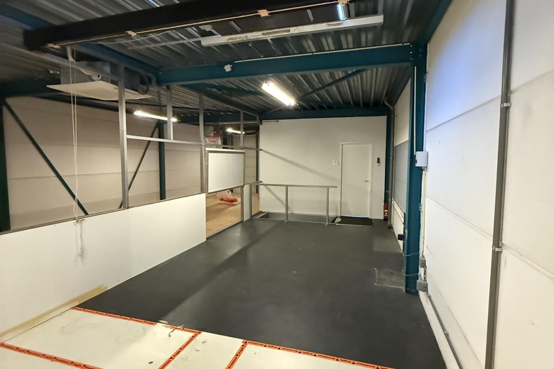 BedrijfsruimteaanSatellietbaan 13 E<br/> inHillegom