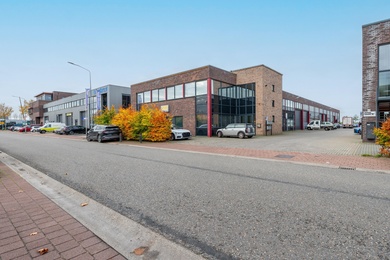 Bekijk foto 2 van Melkrijder 17 b