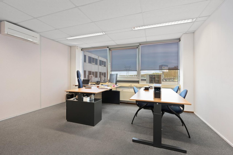 KantoorruimteaanKamerlingh Onnesweg 10<br/> inBarendrecht