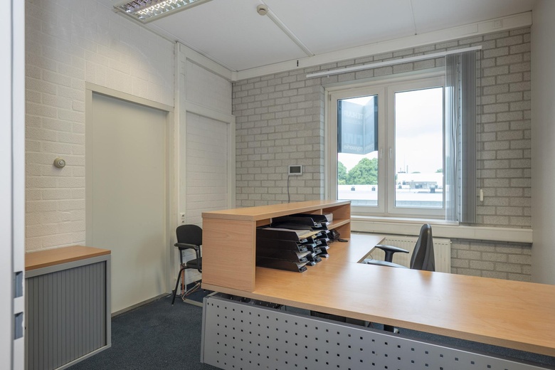 KantoorruimteaanHofkamp 29 E<br/> inGeleen KantoorruimteaanHofkamp 29 E<br/> inGeleen