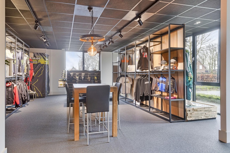 BedrijfsruimteaanWanroijseweg 38<br/> inMill BedrijfsruimteaanWanroijseweg 38<br/> inMill
