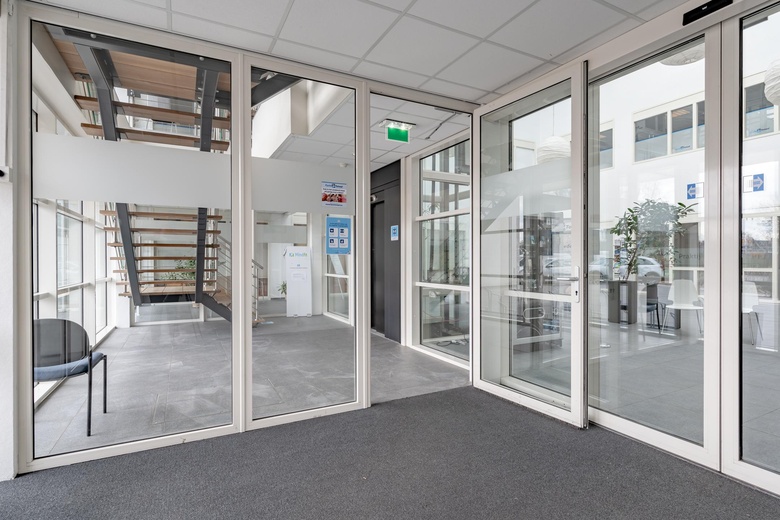 KantoorruimteaanDe Schans 9A<br/> inHardenberg KantoorruimteaanDe Schans 9A<br/> inHardenberg