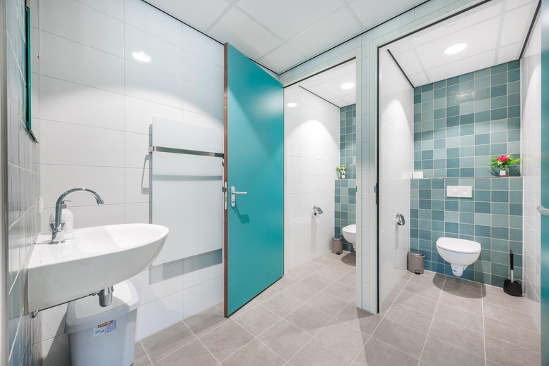 BedrijfsruimteaanDwarsvaartweg 6<br/> inLelystad BedrijfsruimteaanDwarsvaartweg 6<br/> inLelystad