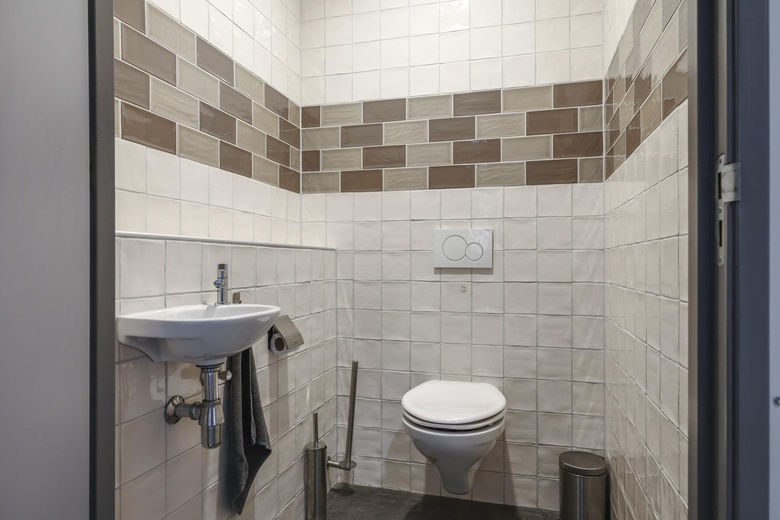 BedrijfsruimteaanWinkelsweg 2 C<br/> inHengelo BedrijfsruimteaanWinkelsweg 2 C<br/> inHengelo