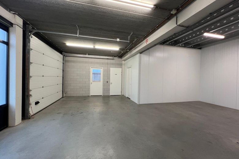 BedrijfsruimteaanWattstraat 80<br/> inZwijndrecht