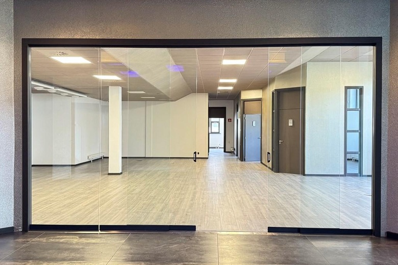 BedrijfsruimteaanIndustrieweg 9<br/> inBladel BedrijfsruimteaanIndustrieweg 9<br/> inBladel