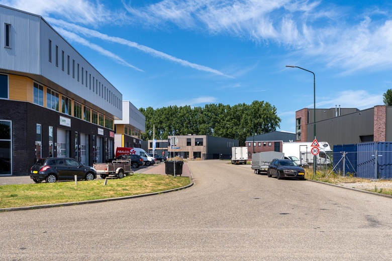 BedrijfsruimteaanBeyerinckweg 17 G<br/> inWerkendam BedrijfsruimteaanBeyerinckweg 17 G<br/> inWerkendam