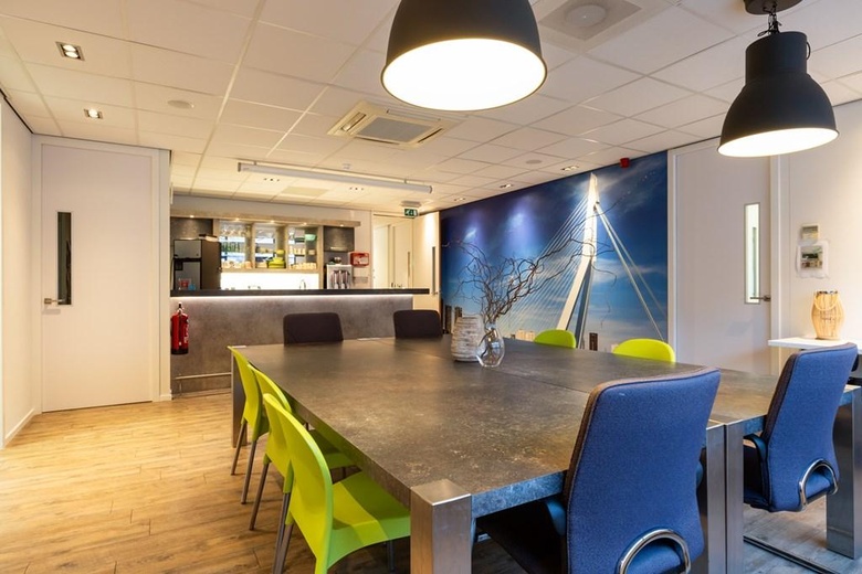BedrijfsruimteaanEssebaan 1<br/> inCapelle aan den IJssel BedrijfsruimteaanEssebaan 1<br/> inCapelle aan den IJssel