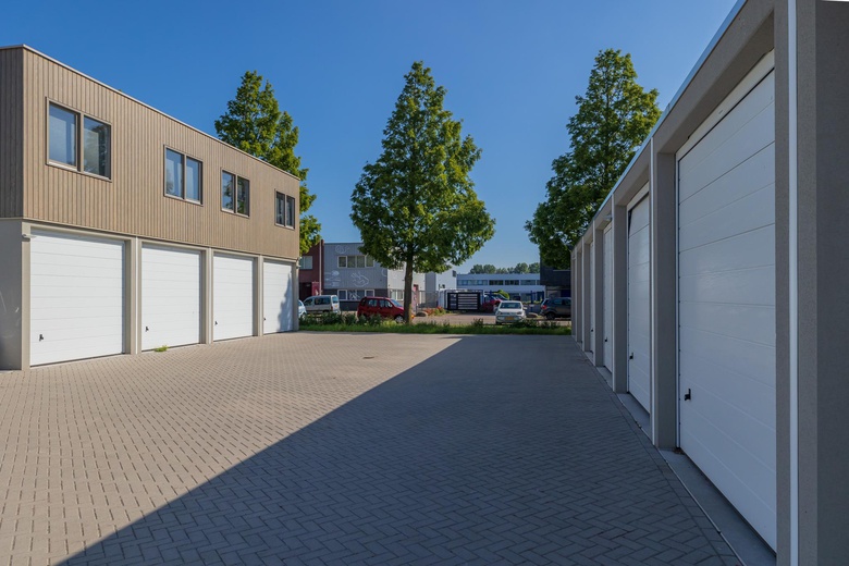 BedrijfsruimteaanSatellietbaan 23 A<br/> inHillegom BedrijfsruimteaanSatellietbaan 23 A<br/> inHillegom