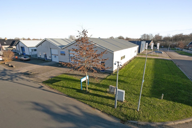 BedrijfsruimteaanHavenstraat 6<br/> inPeize BedrijfsruimteaanHavenstraat 6<br/> inPeize