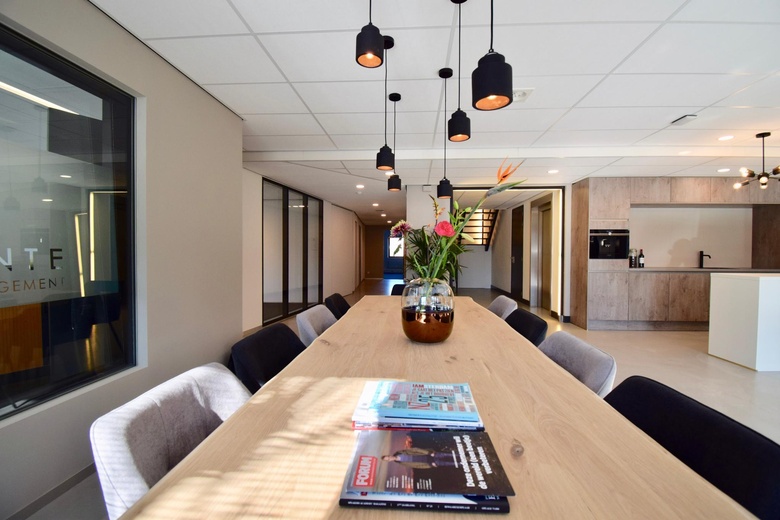 KantoorruimteaanNaarderpoort 2<br/> inNaarden KantoorruimteaanNaarderpoort 2<br/> inNaarden