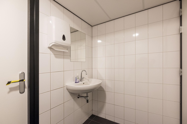 KantoorruimteaanHoutschelf A - D<br/> inHardinxveld-Giessendam KantoorruimteaanHoutschelf A - D<br/> inHardinxveld-Giessendam
