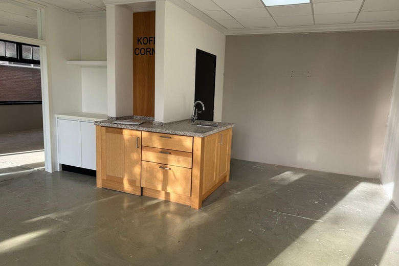 BedrijfsruimteaanHolterweg 11<br/> inHeeten