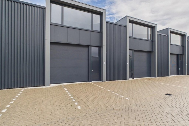 Bekijk foto Bedrijfsruimte aan de Olmendreef 9 B33 in Steenbergen