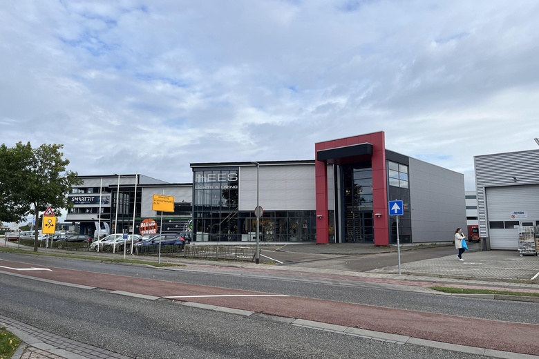 WinkelruimteaanZuiderpoort 66<br/> inEcht WinkelruimteaanZuiderpoort 66<br/> inEcht