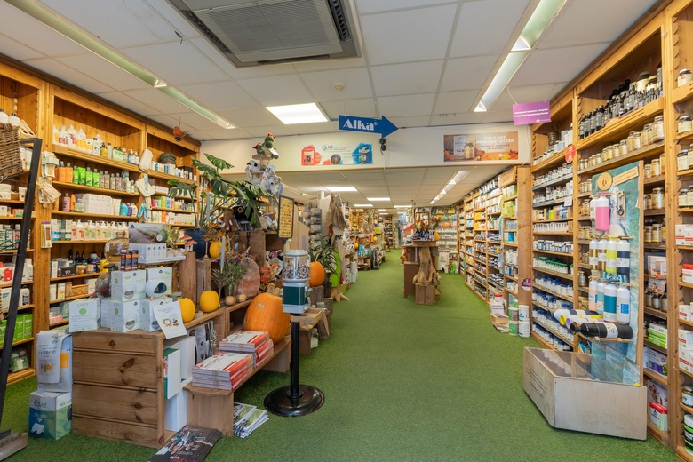 WinkelruimteaanHoofdstraat 206<br/> inSassenheim