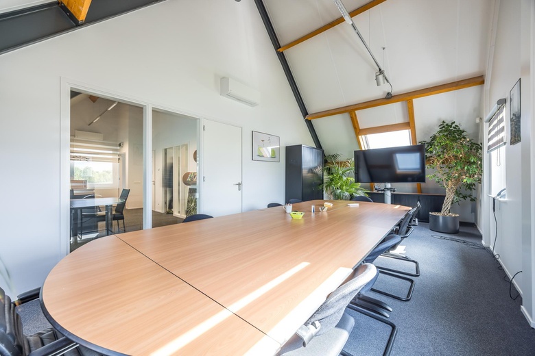 KantoorruimteaanVoorveste 17 - 19<br/> inHouten KantoorruimteaanVoorveste 17 - 19<br/> inHouten