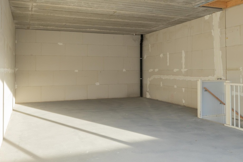 BedrijfsruimteaanCilinderweg 91 - 95<br/> inRoelofarendsveen