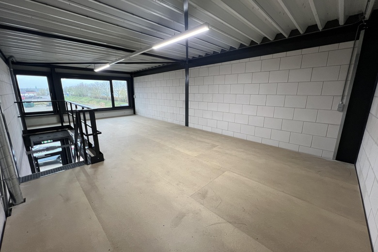 BedrijfsruimteaanEdisonstraat 18 E<br/> inNumansdorp