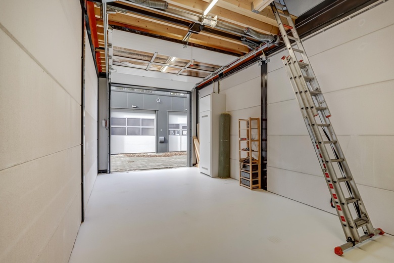 BedrijfsruimteaanNikkelweg 297<br/> inAlphen aan den Rijn