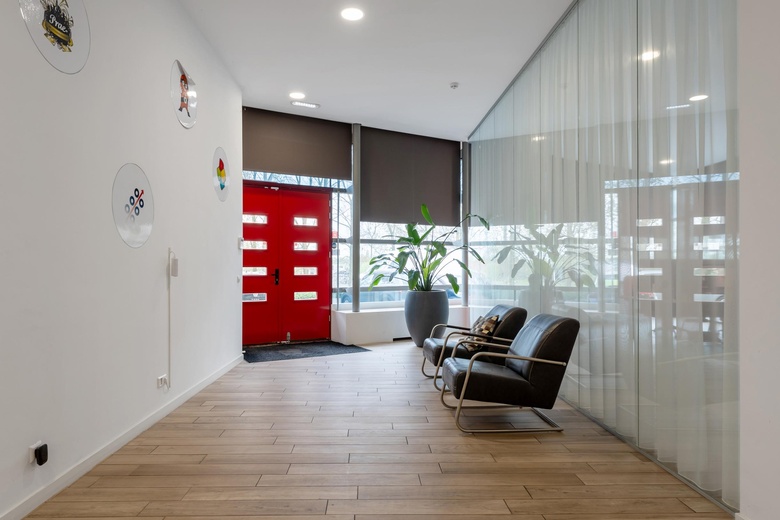 BedrijfsruimteaanKiotoweg 157<br/> inRotterdam